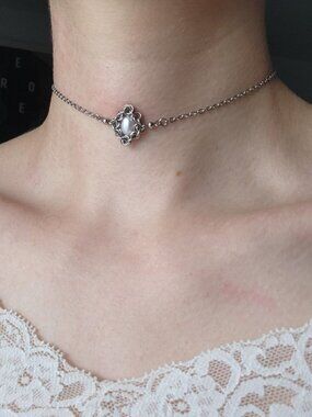 Vintage genuine white pearl and silver choker necklace